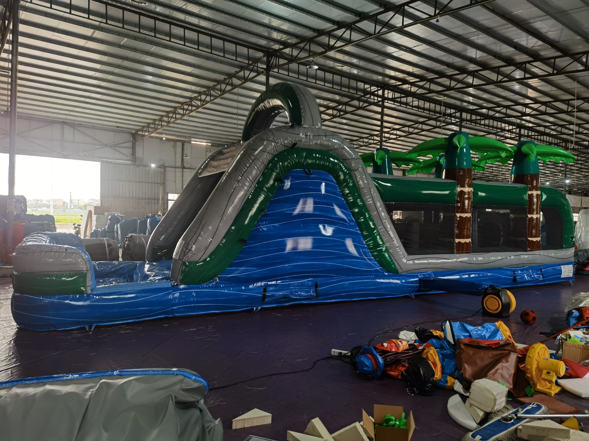Jungle Wave Obstacle Course